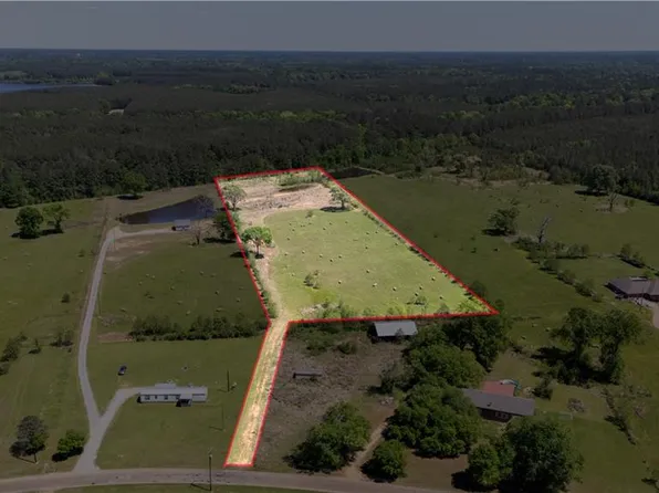 1230 Hooper Rd, Pineville, LA 71360