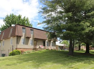 6672 Palmer Dr NW, Canton, OH 44718