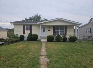 803 Stewart St, De Soto, MO 63020