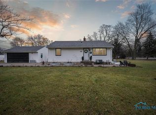 706 Jackson St, Maumee, OH