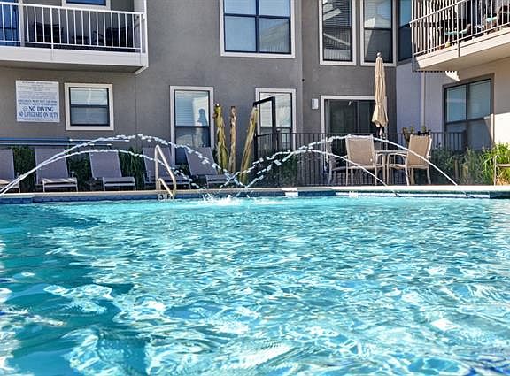 4th image of 5909 Birchbrook Dr #204