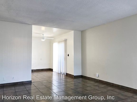 3rd image of 306 E Hyde Park Blvd APT 1
