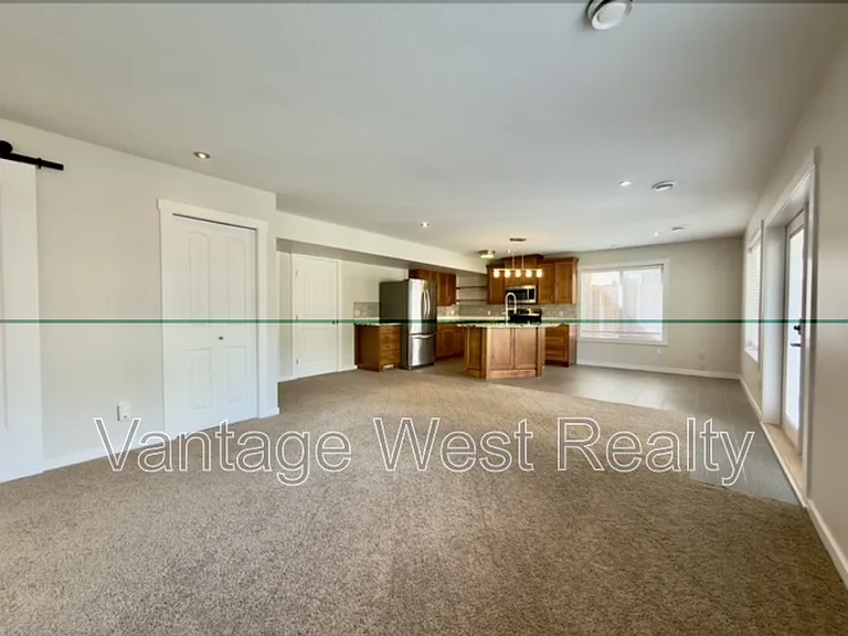 2866 Auburn Rd #1 — Photo 7