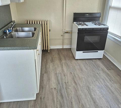 5th image of 3057 Delaware Ave #1