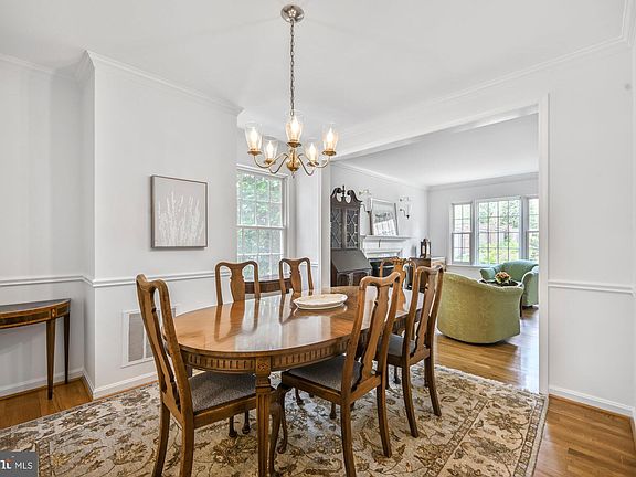 5th image of 3549 Hamlet Pl #401