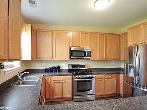 5th image of 1389 Remington Dr