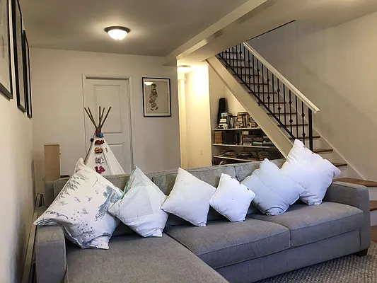 Rented by Owner | media 16