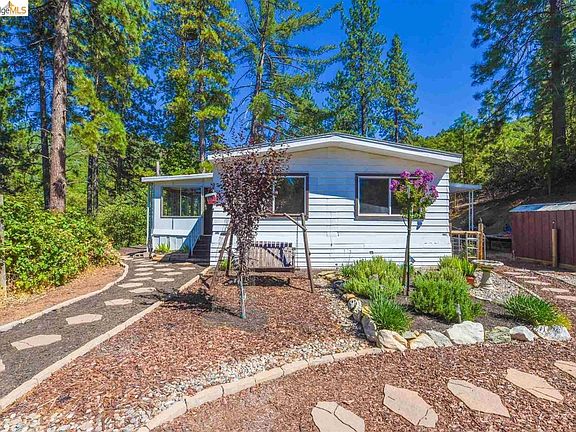 4th image of 22440 Gunsight Rd