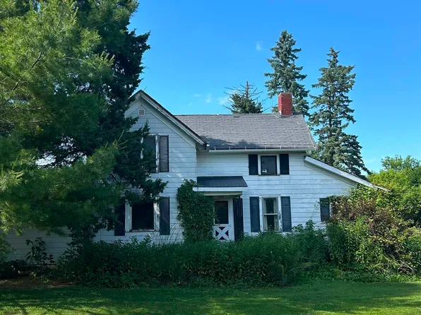 5076 Byrne Rd, Fitchburg, WI 53575