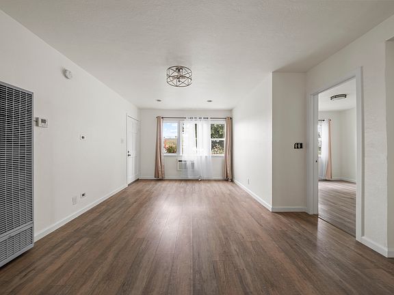 5th image of 6940 Woodley Ave APT 2