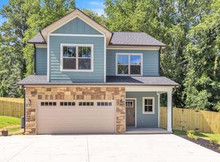 113 Clayton St, Greer, SC 29651