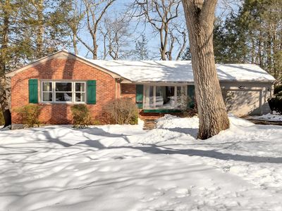 19 Laurel Hill Ln, Winchester, MA, 01890