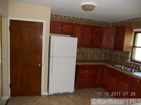 2nd image of 6900 Columbus Avenue