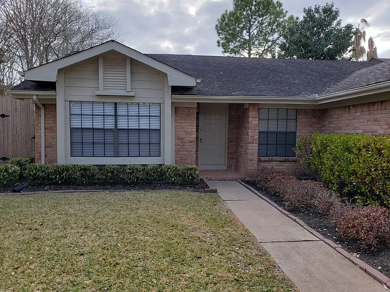 3310 Stillmeadow Ct — Photo 2