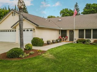 260 Dovewood Cir, Reedley, CA 93654