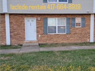 1227 Glenridge St, Lebanon, MO 65536