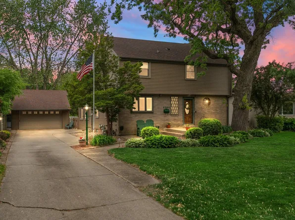 8308 Howard Ave, Munster, IN 46321