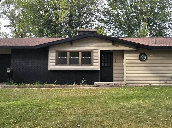 2403 Lambros Dr, Midland, MI 48642