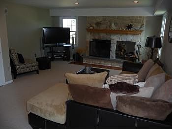 5th image of 1020 Winding River Ln