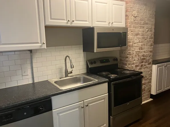 4025 Harrison St APT 3N, Kansas City, MO 64110