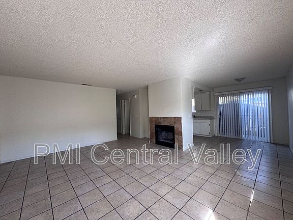 3rd image of 7921 Montgomery Dr