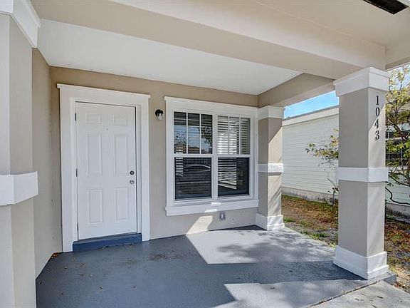 4th image of 1043 22nd St