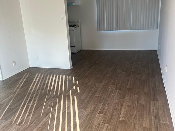 4th image of 11944 Gale Ave APT B