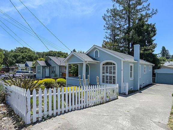2nd image of 8 Grandview Avenue