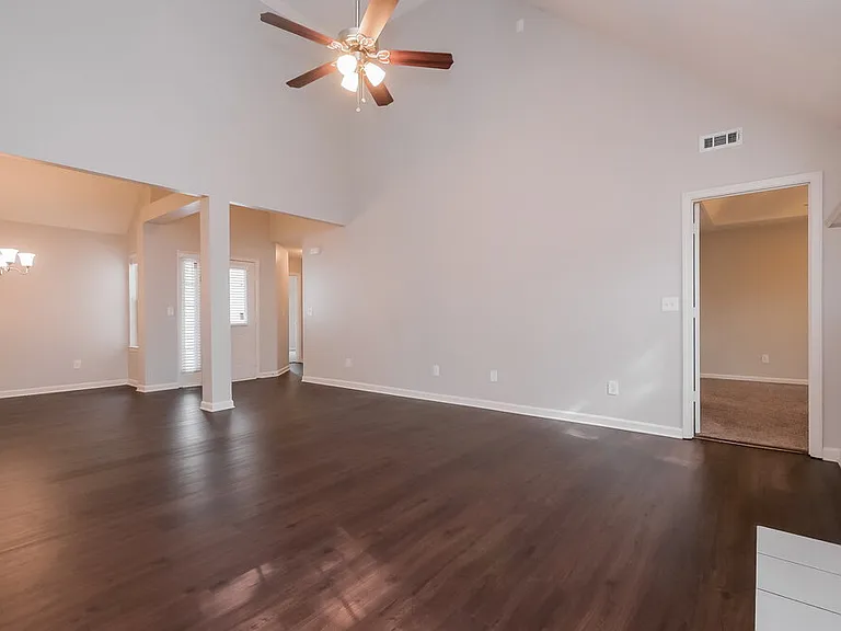 204 Coldsprings Ct — Photo 6