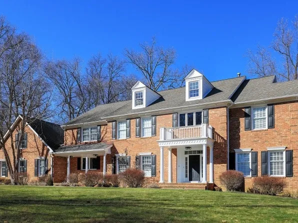 4 Linsey Ct, Mendham Twp., NJ 07945