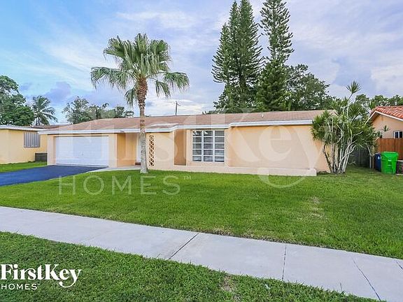 2nd image of 11960 NW 29th St