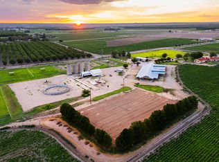 1401 S Vinton Rd, Anthony, TX 79821