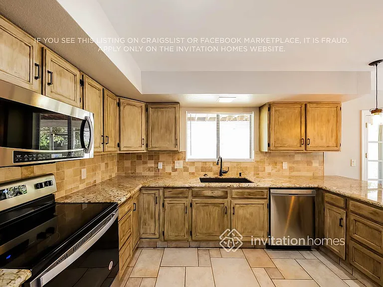 1433 E Utopia Rd — Photo 7