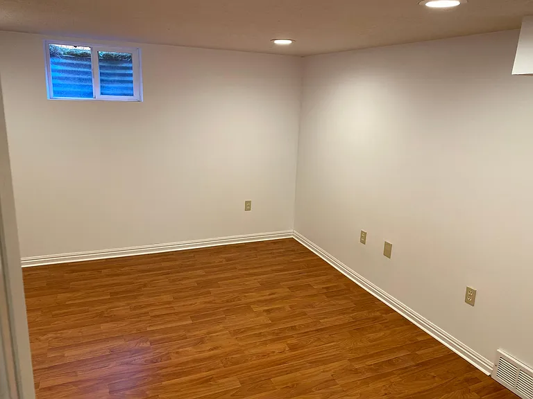 2111 S Wyoming St — Photo 11