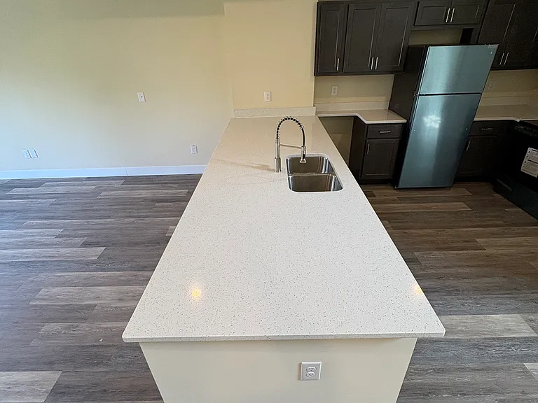 3840 Rohling Oaks Dr #M5 — Photo 7