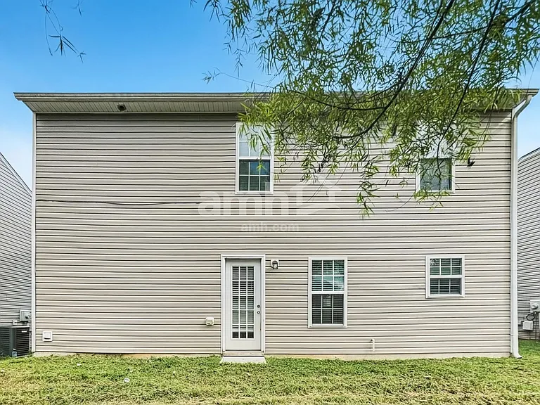 1325 Vernon Mill Rd — Photo 17