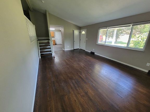 3rd image of 3405 Moyer Dr