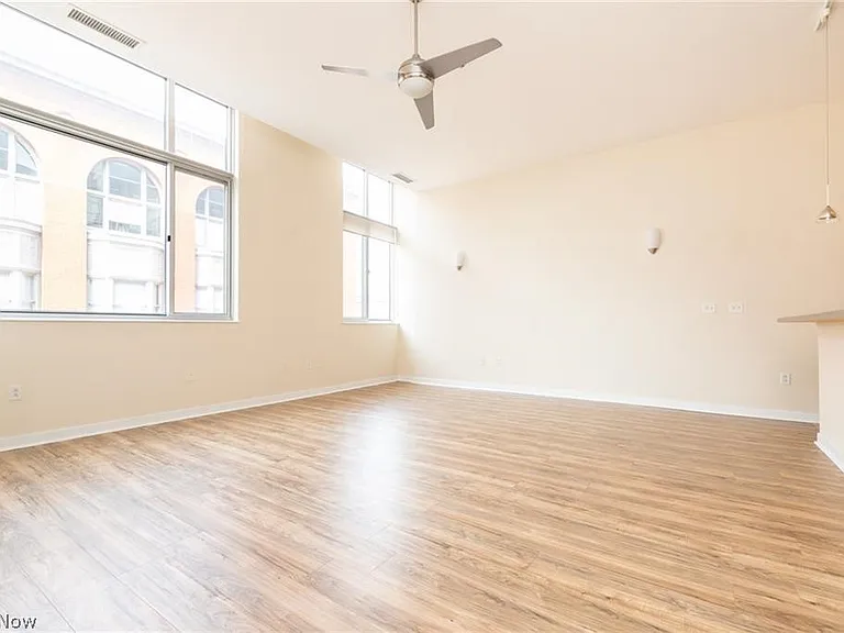 1951 W 26th St #316 — Photo 5
