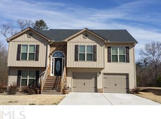 533 Greenridge Ln, Loganville, GA 30052