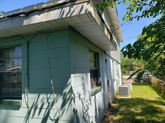 3rd image of 1521 Powhattan St