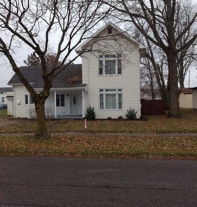 1st image of 117 Railroad St