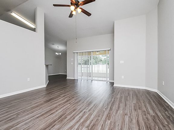 3rd image of 4668 Great Blue Heron Dr