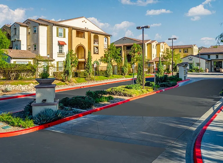 Paseos At Magnolia Luxury Apartments Homes — Photo 97