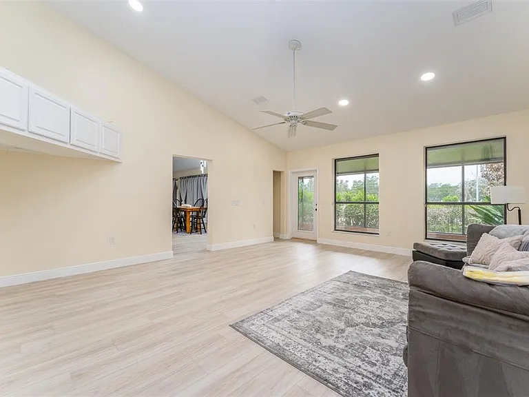 6151 Silver Oaks Dr — Photo 34