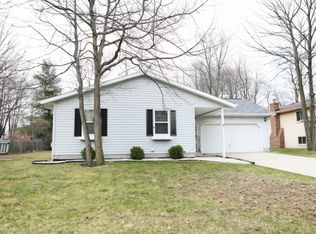 5912 Swede Ave, Midland, MI