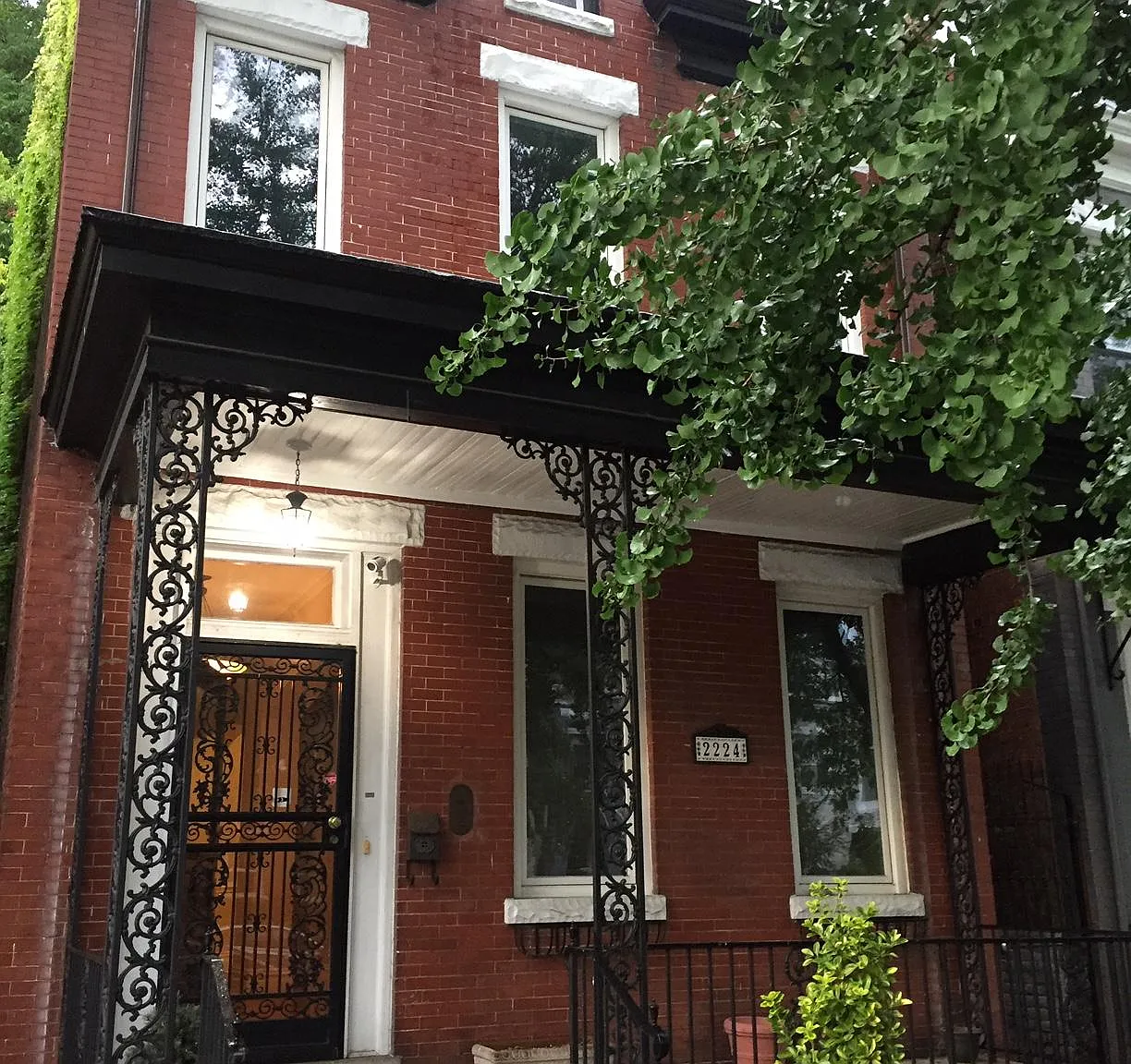 3 bed, 1934 sqft, $3,150 — Photo 1