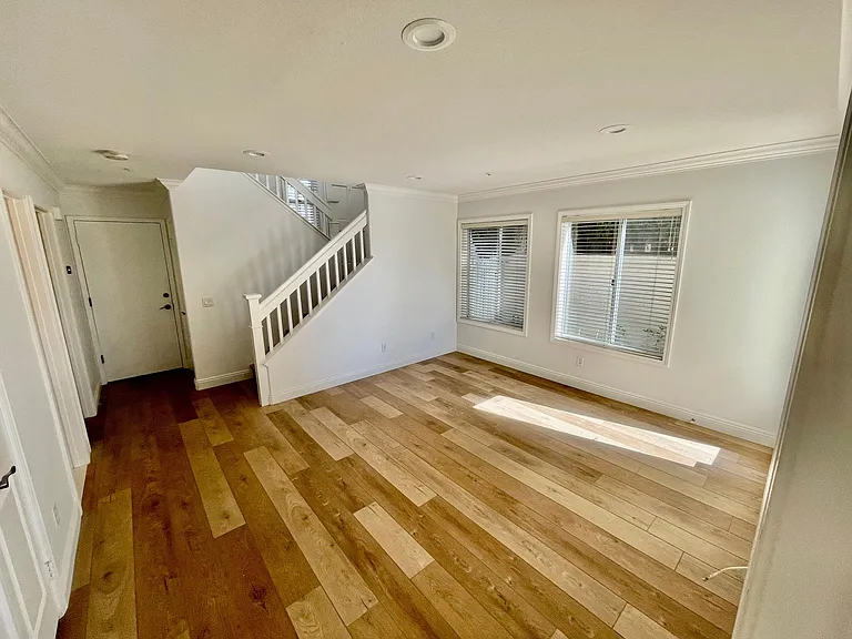 77 San Raphael — Photo 21