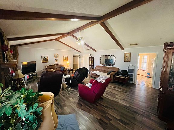 5th image of 300 Gatewood Dr