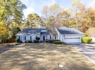 16 Kylemore Ct, Columbus, GA 31904