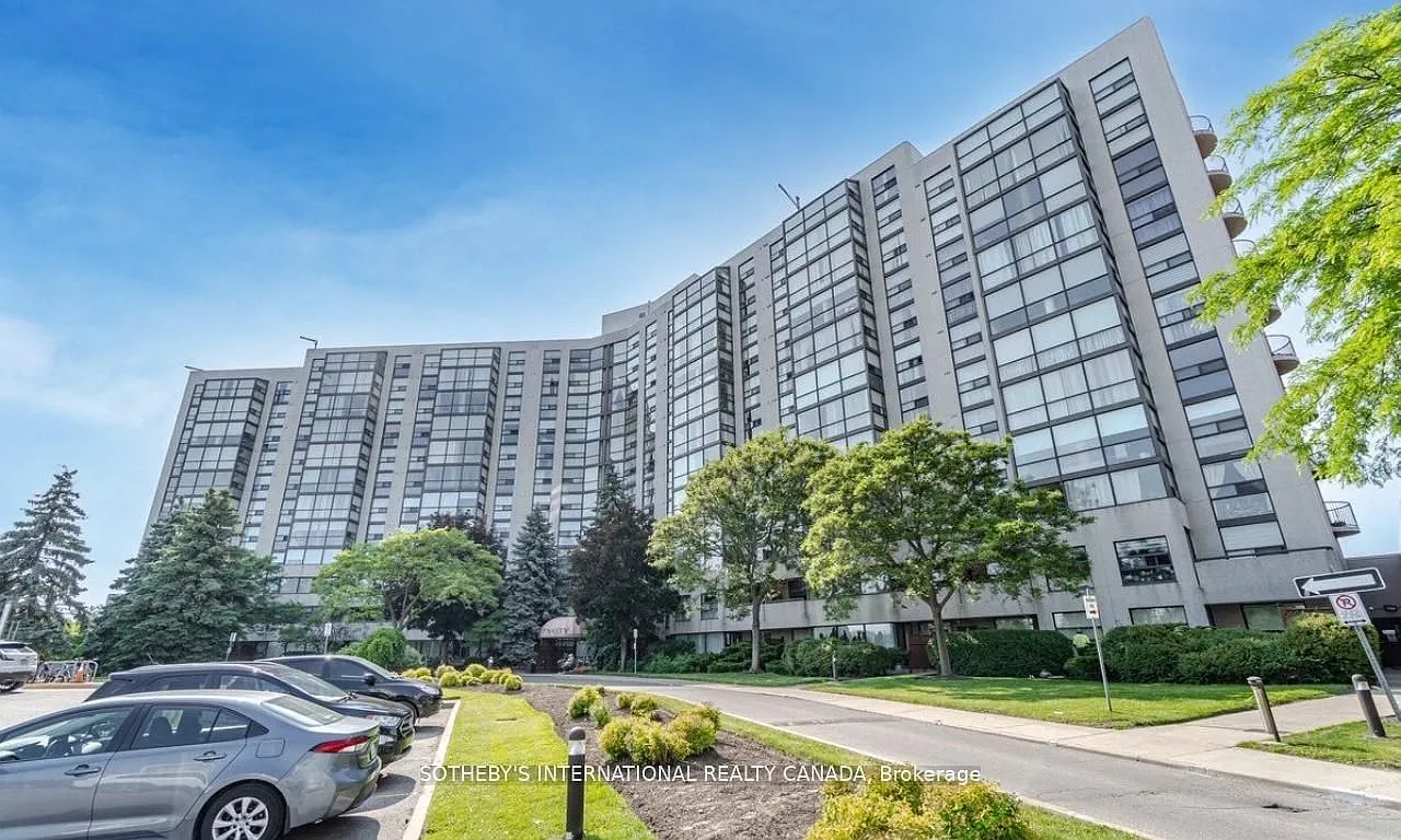 40 Harding Blvd W #301 photo 1